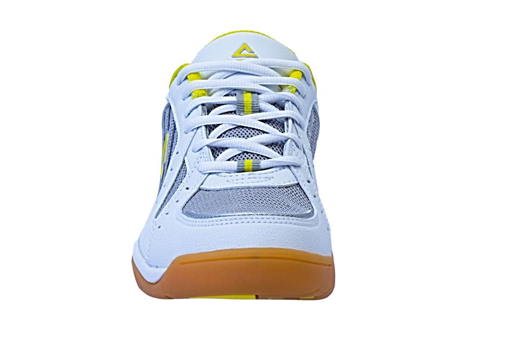 peak indoor shoes
