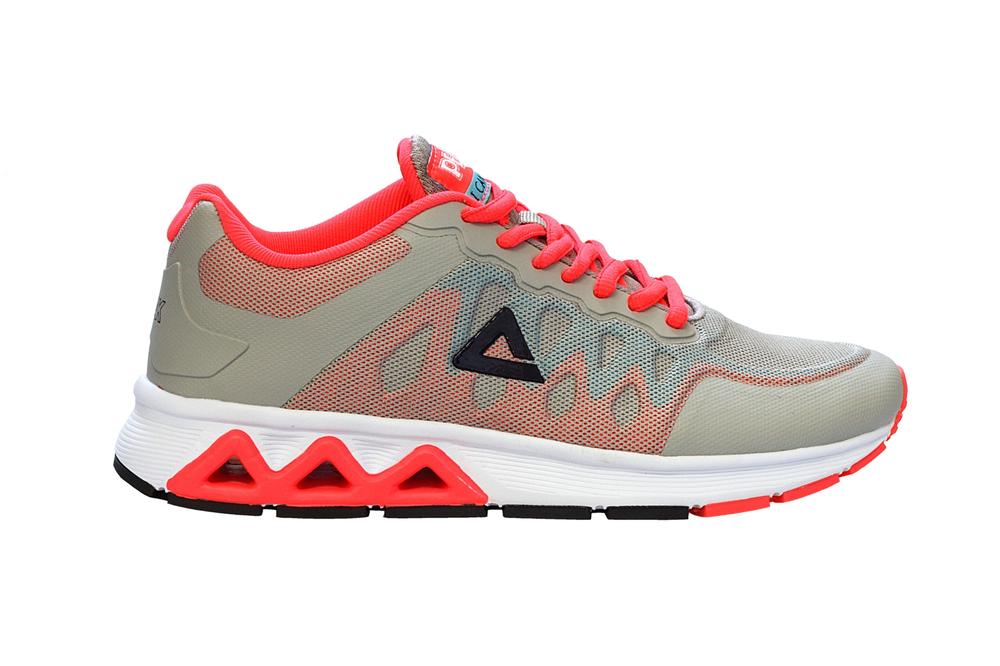peak running shoes
