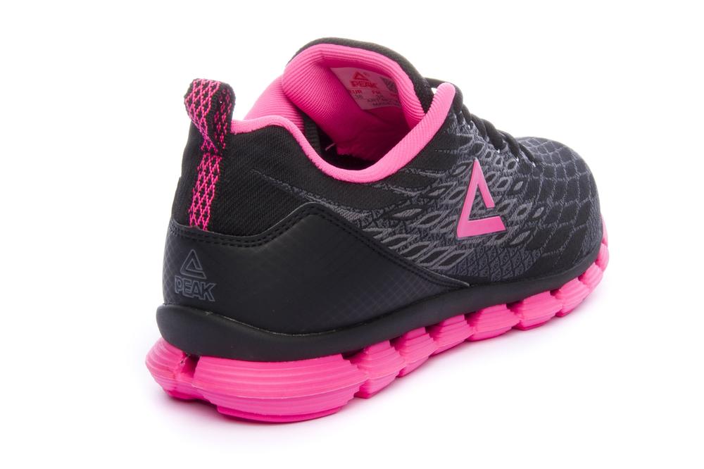 peak running shoes