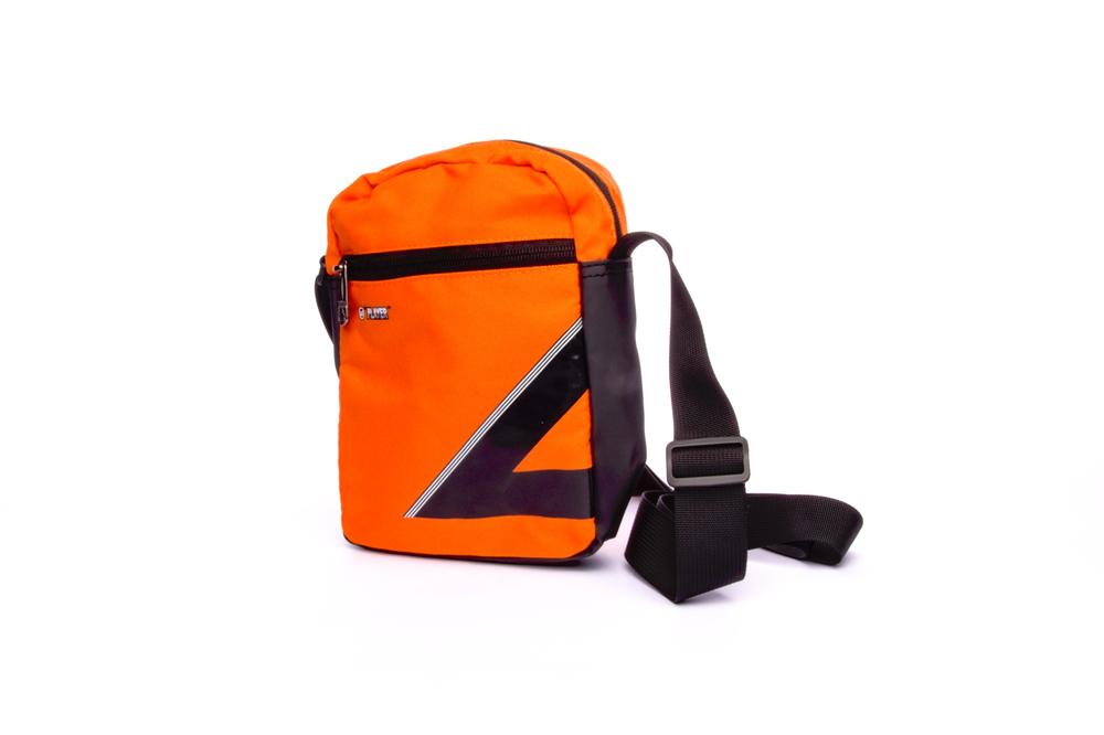 peak single shoulder bag