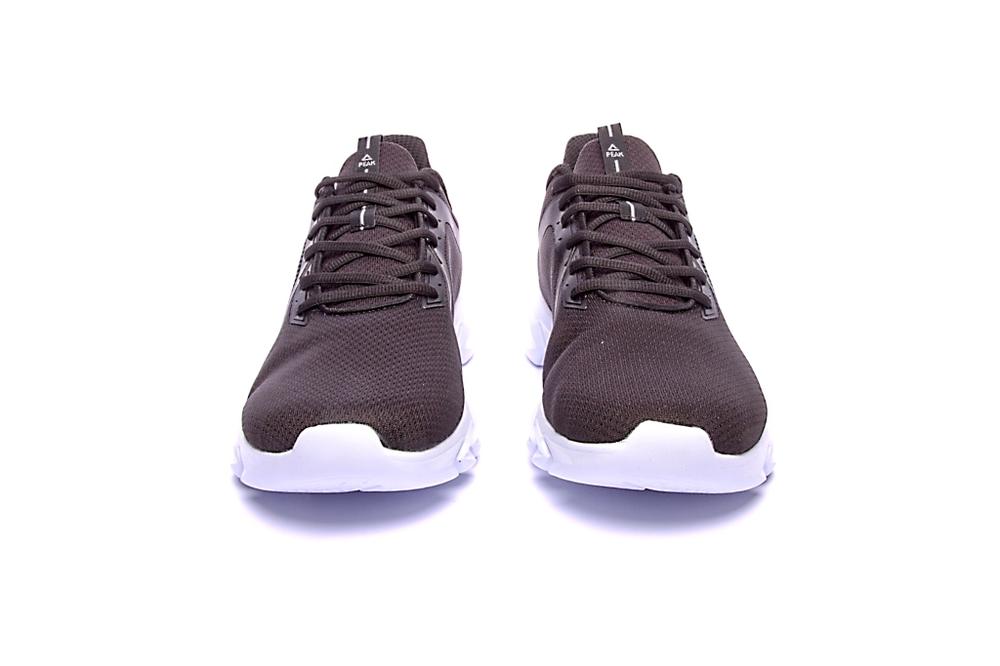 peak running shoes
