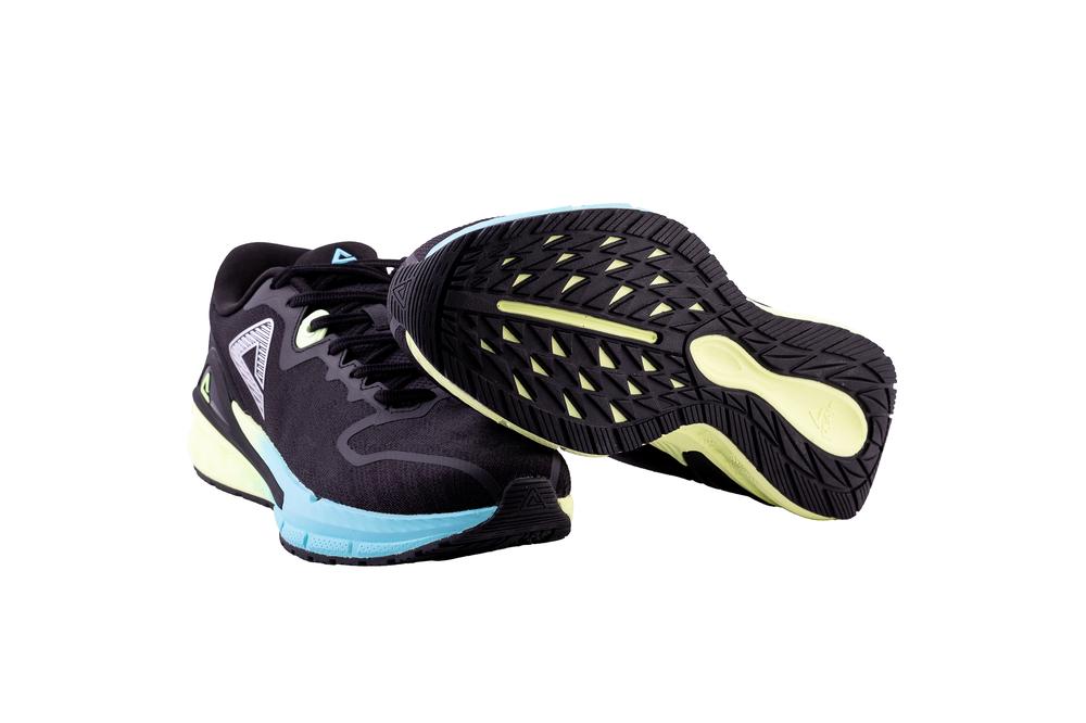 peak běžecké boty