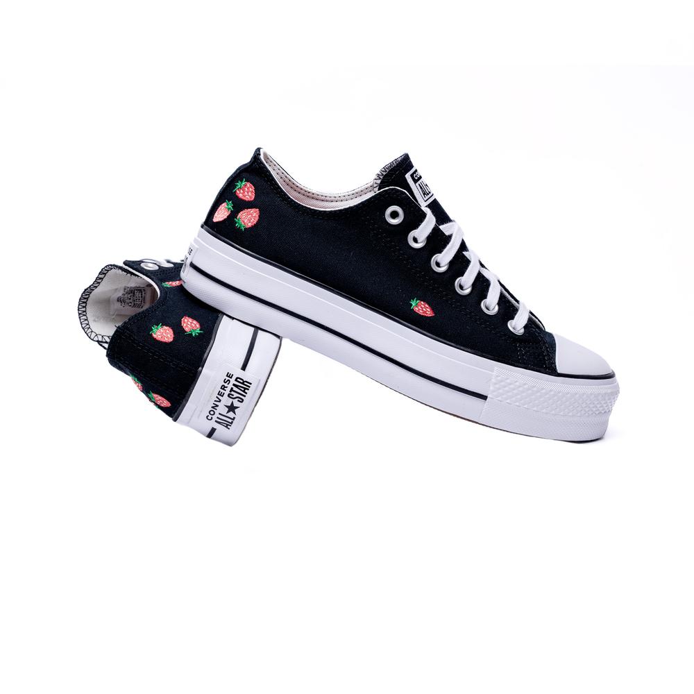 Converse Chuck Taylor All Star Lift Platform Embroidered Strawberries